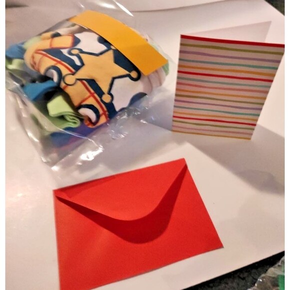 Toy Story Gift Set for Kids – Pajamas + Personalized Card – Ready to Gifth - Picture 14 of 16